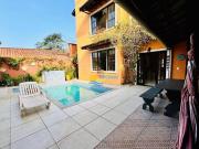 Casa próximo à praia com vista — Tombo — Guarujá