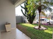 Casa próximo ao centro, com casa auxiliar!