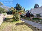 Casa Quilmes Oeste en venta 4 ambientes jardín y cochera