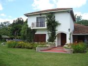 Casa quinta a la venta con casa de huéspedes y...