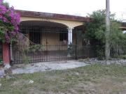 Casa Quinta con amplio terreno en Cholul, Yucat?n