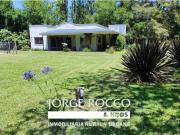 Casa quinta en venta en Brandsen. Barrio La Plantación