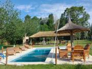 CASA QUINTA EN VENTA CON AMPLIO PARQUE Y PISCINA