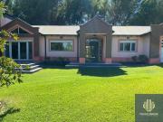 Casa quinta en venta de NaNm2 ubicado en Bosque Alto