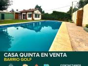 Casa quinta en venta en Barrio Golf