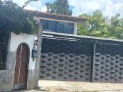 CASA QUINTA EN VENTA EN URBANIZACION EL MARQUES 884 MTS...