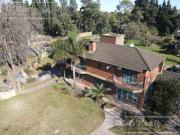 CASA QUINTA EN VENTA SOBRE COLECTORA RUTA 2 CON PISCINA,...