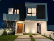 Casa RECÁMARA EN PLANTA BAJA en venta en Fracc. Lomas de...