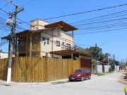 CASA RECÉM CONSTRUIDA DE ESQUINA, 200M DA PRAIA
