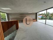 Casa recem construida no Jardim America