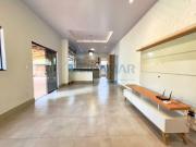 Casa Recém Reformada à Venda Condomínio San Francisco II