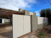 CASA RECICLADA A NVA, 2 DORM, 2 BAÑOS, PATIO, COCH