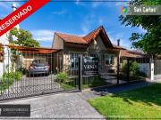 Casa reciclada con amplio parque