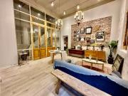 Casa reciclada de 3 dormitorios con patio de oportunidad...