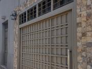 Casa reciclada en maipu con local comercial