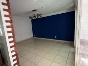 Casa recién remodelada con acabados de lujo