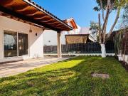 CASA RECIÉN REMODELADA / LOMAS DEL CAMPANARIO