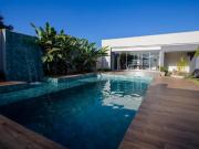 Casa Reformada 4 Suítes 4 Closets Fino Acabamento Rica...