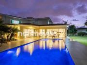 Casa reformada alto padrão com piscina – SMPW Quadra 5