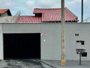 Casa Reformada com Área Gourmet à Venda no Jardim Boa...