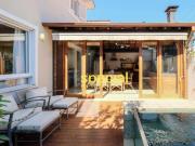 Casa Reformada em Condomínio com Piscina e Gourmet no...