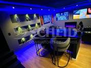 CASA REFORMADA EM RUA TRANQUILA NO BROOKLIN