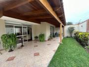 Linda Casa Remodelada 5 dorm, 4 cocheras– 360M2, Surco