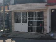 CASA REMODELADA CON AMPLIACION EN VENTA COLONIA BUGAMBILIAS