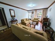 ¡Casa Remodelada con departamento independiente disponible!