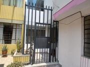 CASA REMODELADA DE 3 PISOS EN QUINTA, BREÑA