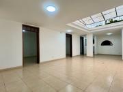 Casa remodelada de una planta en venta Barrio El Centro...