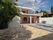 CASA REMODELADA EN EL CENTRO DE MÉRIDA – AMPLIO TERRENO...