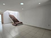 Casa remodelada en Pinar de la Calma. Amplia, funcional,...