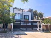 CASA REMODELADA EN VENTA, BUGAMBILIAS 2DA SECCIÓN, ZAPOPAN