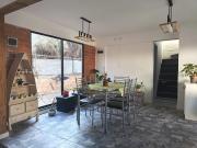 Casa remodelada en venta, cercana al centro de Villa Alemana