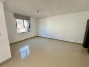 Casa en Venta, de 4 recámaras y 1 estudio, en Zona...