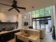 Casa remodelada en venta en Montejo 39