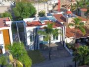 CASA REMODELADA EN VENTA EN PUERTA DE HIERRO