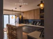 CASA REMODELADA EN VENTA EN RESIDENCIAL VICTORIA, ZAPOPAN