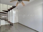 Casa en privada con seguridad 24 hrs 4 habitaciones dos...