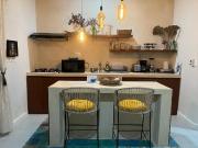 CASA REMODELADA Y AMUEBLADA ZONA CENTRO DE MÉRIDA...