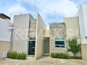 CASA RENTA CUMBRES DEL LAGO JURIQUILLA