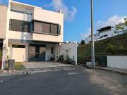 Casa Renta Cumbres Residencial 3 recámaras y Roof garden