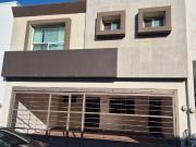 CASA RENTA CUMBRES SANTA CLARA 3ER SECTOR MONTERREY