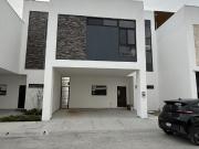 CASA RENTA EN ALYA RESIDENCIAL