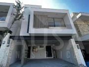 CASA RENTA EN MONTELLAN 3 PLANTAS