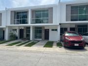 Casa renta Natura Bosque Residencial Zapopan