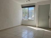 CASA RENTA Parques de Tesistán, 70 m2, 2 recámaras...