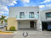 Casa rentada en venta en Lomas Punta del Este