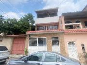 Casa Rentera en Bellavista en Venta AdrM